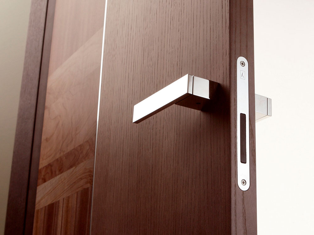 Магнитный замок для межкомнатной двери